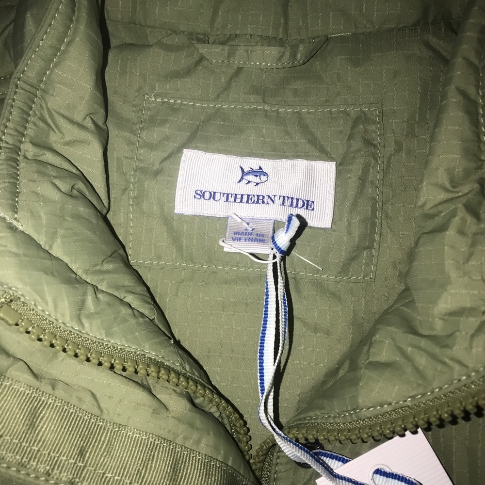 SOUTHERN TIDE Seagrass Green Cobie Puffer Vest - Picture 5 of 7